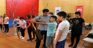 Sgmli Minikler Maceraya Katıldı