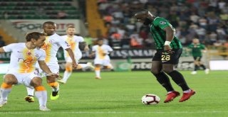 Spor Toto Süper Lig: Akhisarspor: 0 - Galatasaray: 0 (İlk Yarı)