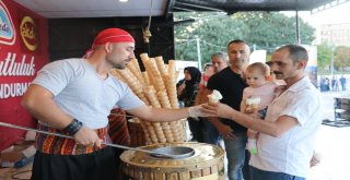 Gaziantepte Maraş Dondurması Keyfi