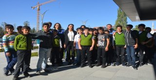 Kırşehir Emniyetinden Eğitimli Gençlerle Aydınlık Gelecek Projesi