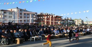 Başkan Mustafa Çelik Yeşilhisar Kayısı Festivaline Katıldı