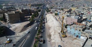 Şanlıurfada Karakoyun Köprülü Kavşağında Çalışmalar Sürüyor