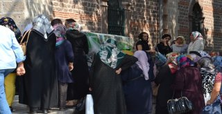 Ece Gözyaşları İçinde Toprağa Verildi