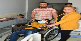 Minik Yusuf Tekerlekli Sandalyeye Kavuştu