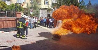 İtfaiye Müdürlüğü Eğitimlerine Devam Ediyor