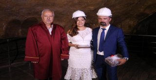 Mühendis Çift, Kentin Tanıtımı İçin Mağarada Nikah Kıydı