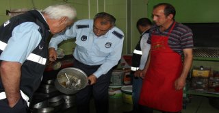 Başkaledeki Lokanta Ve Fırınlar Denetlendi