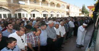 İşadamı Hikmet Öndeş Son Yolculuğa Uğurlandı