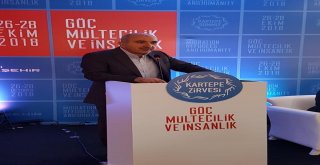 Belediye Başkanı Kara Göç, Mültecilik Ve İnsanlık” Temalı Zirveye Katıldı