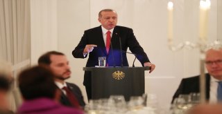 Cumhurbaşkanı Erdoğan: Teröristler Almanyada Elini Kolunu Sallayarak Dolaşmaktadır”