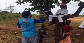 Diyanet İşleri Başkanı Erbaş Ve Tdvye Vekalet Veren Vatandaşların Kurbanları Tanzanyada Kesildi