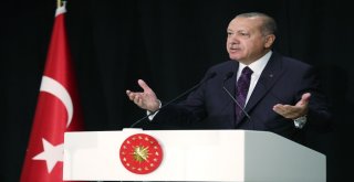 Cumhurbaşkanı Erdoğan: “Elinde Satırla Dolaşan Değil, Bilgisayarı İle Dolaşan Gençlik”