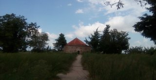 600 Yıllık Emir Mirza Bey Türbesi Restore Edildi