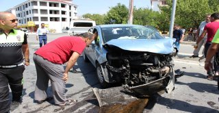 Erzincanda Trafik Kazası: 5 Yaralı