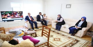 Başkan Aktan Taşkın Sonrası Mahalleliyi Ziyaret