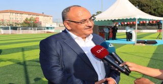 Yenilenen Dudullu Spor Tesislerinin Açılışı Yapıldı