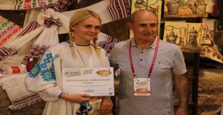 Yüzlerce El Yapımı Bebek Bu Festivalde