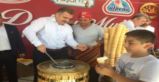 Dondurma Festivalinde Vatandaşlara 10 Ton Dondurma Dağıtıldı