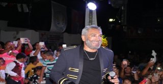 Kuşadasında Toplu Sünnet Şöleni