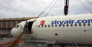 Dev Uçak İstanbuldan Muğlaya Karayoluyla Taşındı