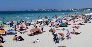 Ünlü Tatil Merkezi Çeşmeye Bayram Piyangosu Vurdu