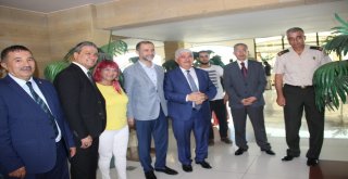 İskenderunda Protokol Halk İle Bayramlaştı