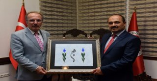 Rektör Uzun, Batı Karadeniz Üniversiteleri Birliği Dönem Toplantısına Katıldı