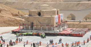 Tarihi Artuklu Hamamı Yeni Yerine Taşındı