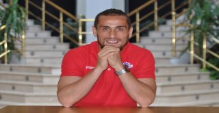 Hekimoğlu Trabzon Fknın Başarılı Savunma Oyuncusu Emre Akgün Şampiyonluk İçin İddialı Konuştu