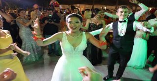 Çinli Geline, Trakya Usulü Düğün