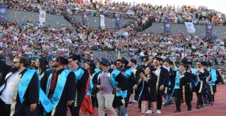 Esogü Mezunlarını Geleceğe Uğurladı