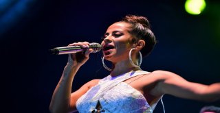 Bariş Ve Sevgi  Buluşmaları  Söyleşilerle Konserlerle Devam Ediyor