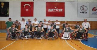 Tekerlekli Sandalye Basketbol Takımı Dördüncü Tamamladı