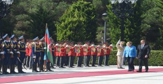 Almanya Başbakanı Merkel Azerbaycanda