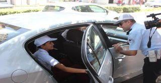 Bayramda Hatalı Sürücülere Kırmızı Düdük