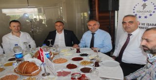 Başkan Ay Tümsiad Toplantısına Katıldı