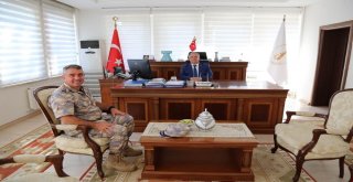 Vali Nayir, Garnizon Komutanı Necati Gündüze Yeni Görevinde Başarı Diledi