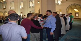 Bayram Namazı Sonrası Bayramlaşma