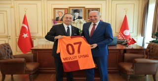 Galatasaray Başkanı Mustafa Cengizden İbb Başkanı Uysala Ziyaret