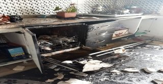 Edirnede Bir Eve Yıldırım Düştü