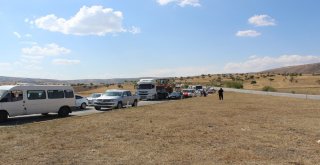 Köylülerden Besi Çiftliği Protestosu