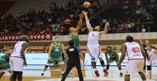 Tahincioğlu Basketbol Süper Ligi: Gaziantep Basketbol: 73 - Banvit: 69