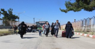 Bayramı Ülkelerinde Geçiren 16 Bin Suriyeli Türkiyeye Döndü