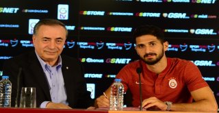 Galatasarayda Toplu İmza Töreni