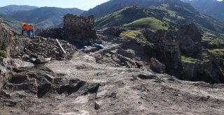 Efsaneleri İle Ünlü Canca Kalesinde Bir Dönem Aydınlanıyor