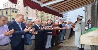 Bakan Turhan, Trabzonda Cenaze Namazına Katıldı
