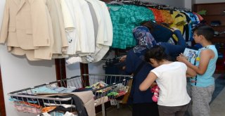 Başkan Tiryakiden Çocuklara Bayram Hediyesi