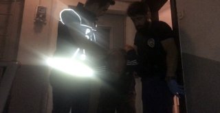 (Özel) İstanbulda Narkotik Operasyonunda “Sosyete Torbacısı” Kıskıvrak Yakalandı