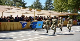 Malatyadaki Kutlamalarda Helikopter Gövde Gösterisi Yaptı