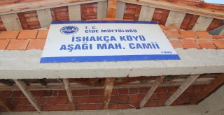 (Özel) Gurbetçi Vatandaş, Köyündeki İki Camiye Minare Yaptırdı